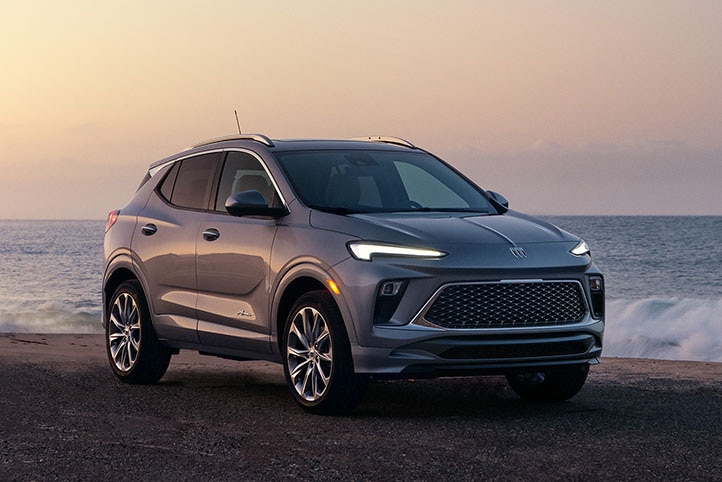 Impresionante diseño deportivo de Buick Encore 2026, SUV compacta premium